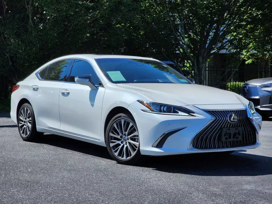 2021 Lexus ES 250 AWD photo 1