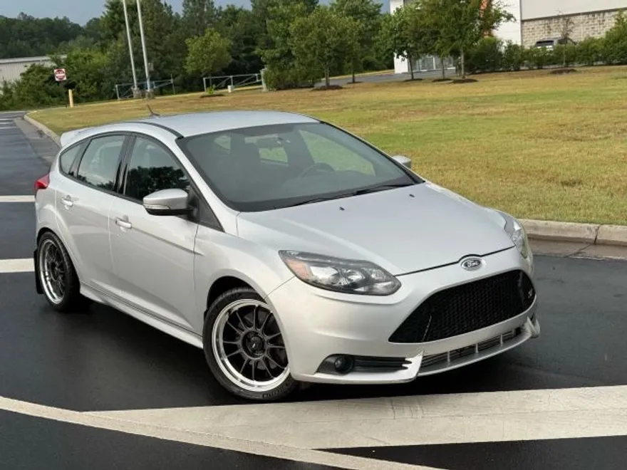 2014 Ford Focus ST photo 1