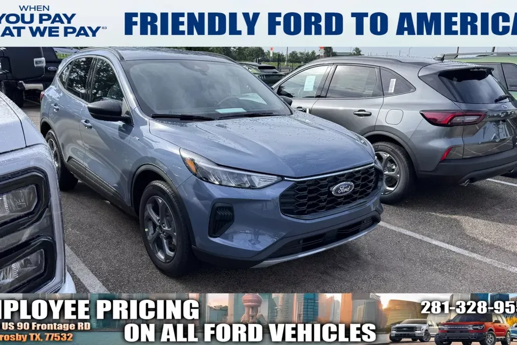2025 Ford Escape ST-Line photo 1