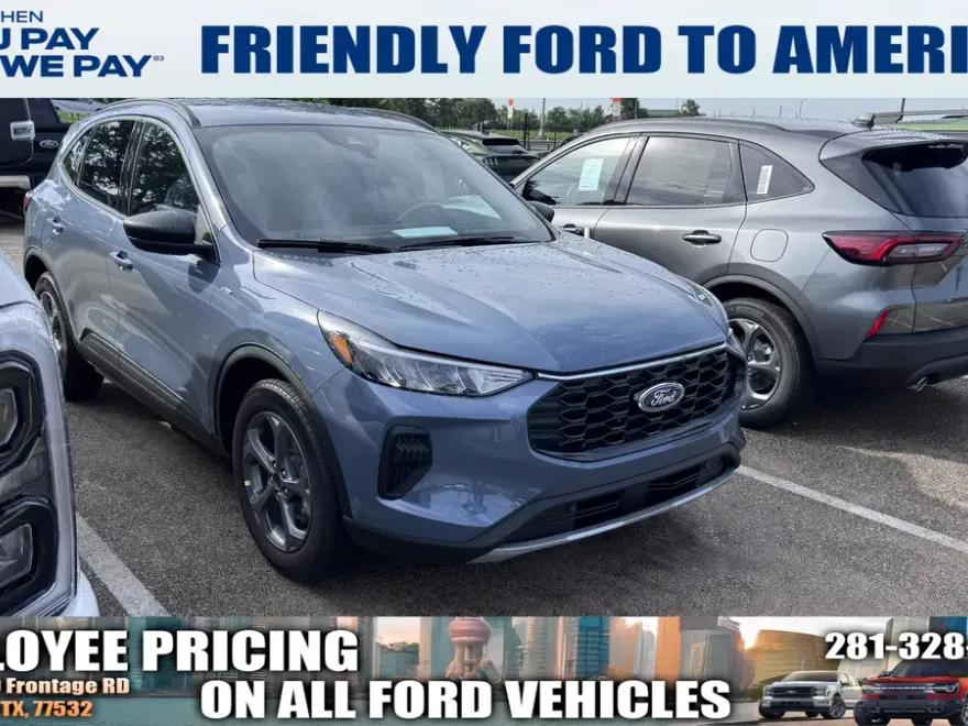 2025 Ford Escape ST-Line photo 1