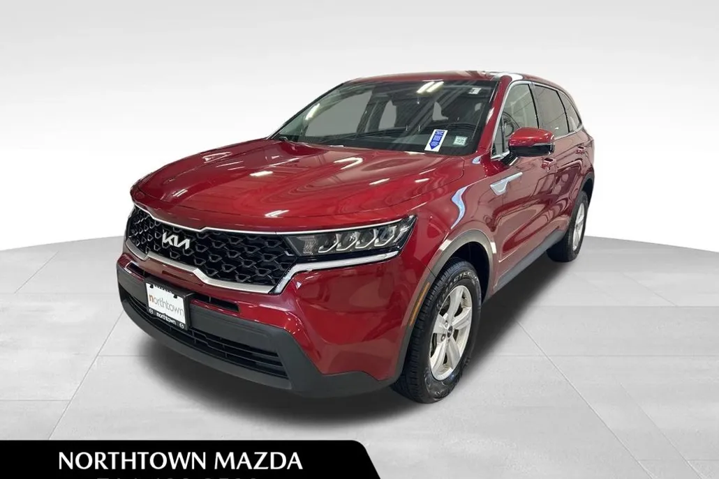 2022 Kia Sorento LX photo 1