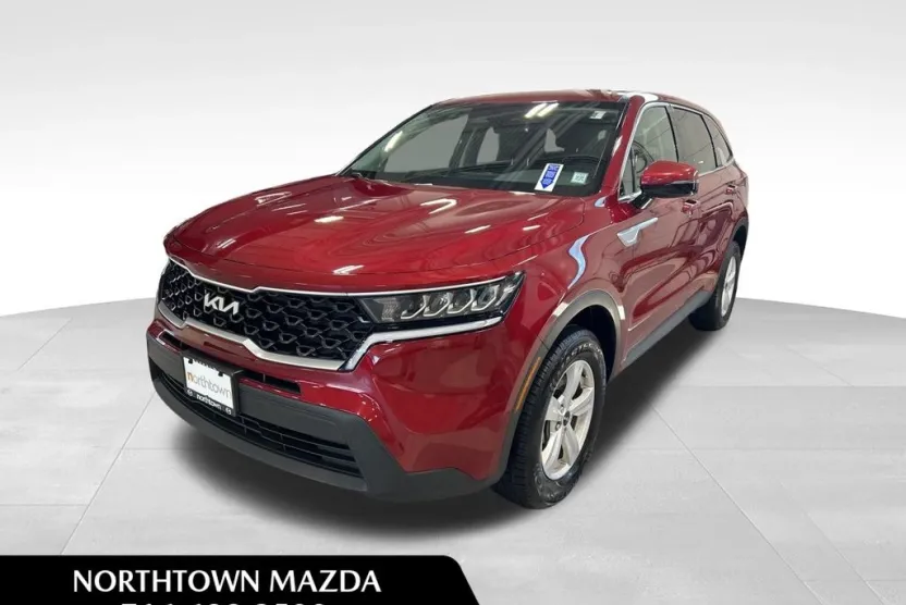 2022 Kia Sorento LX photo 1
