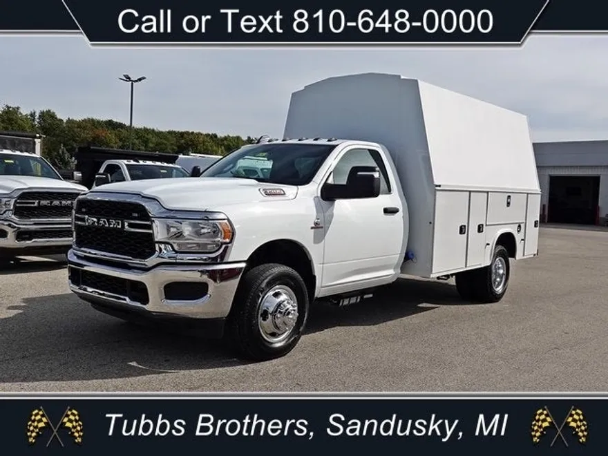 2024 Ram 3500 Tradesman photo 1