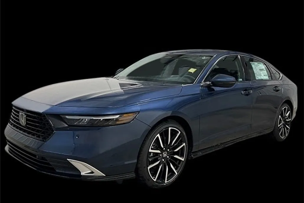 2025 Honda Accord Hybrid Touring photo 1