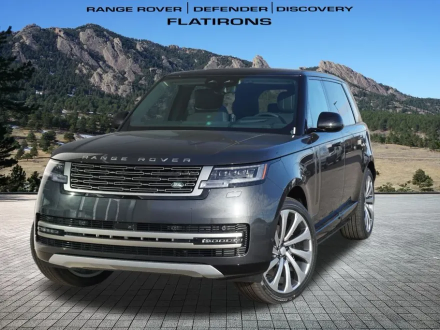 2025 Land Rover Range Rover SE photo 1