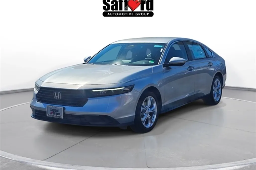 2025 Honda Accord LX photo 1