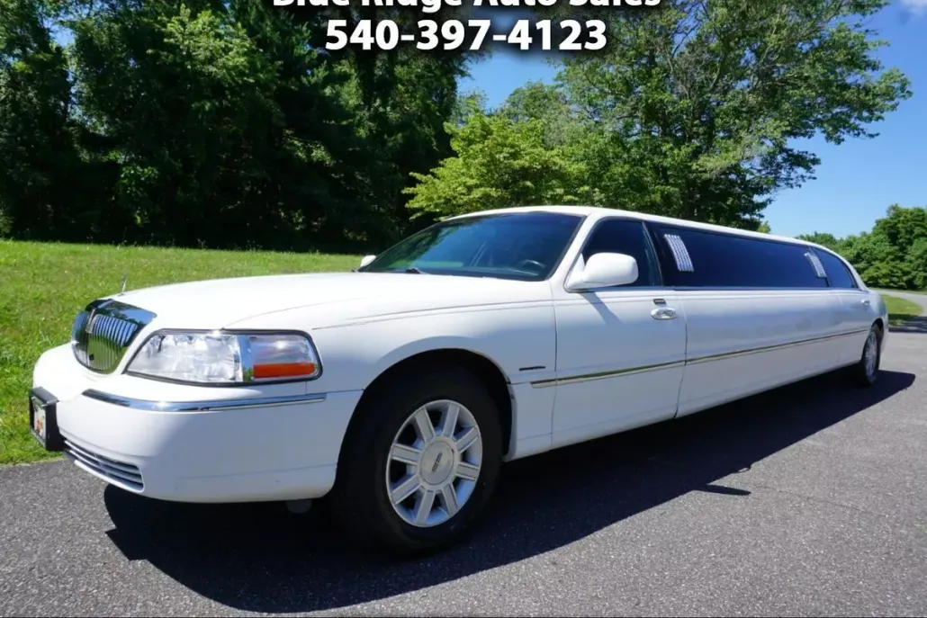 2007 Lincoln Town Car Executive photo 1