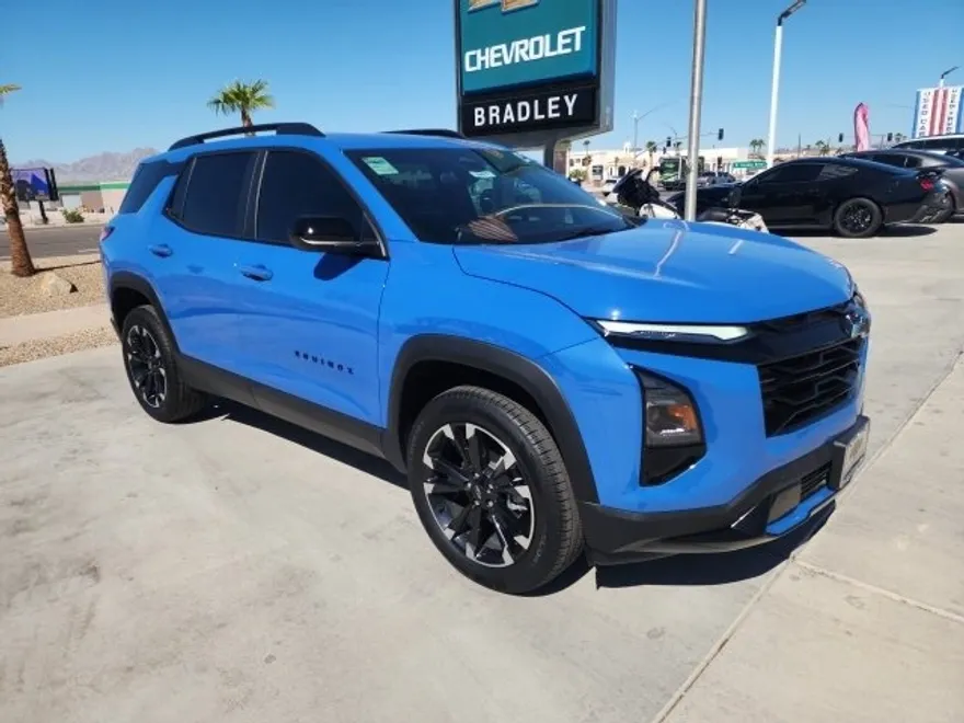 2025 Chevrolet Equinox RS photo 1