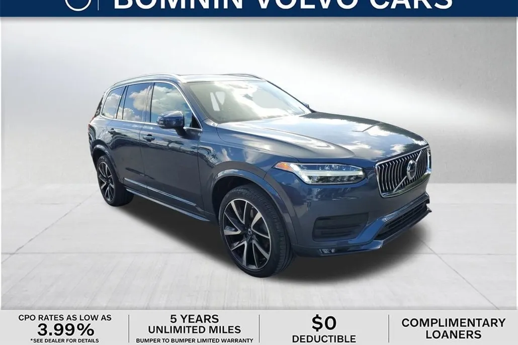 2022 Volvo XC90 T6 AWD Momentum photo 1