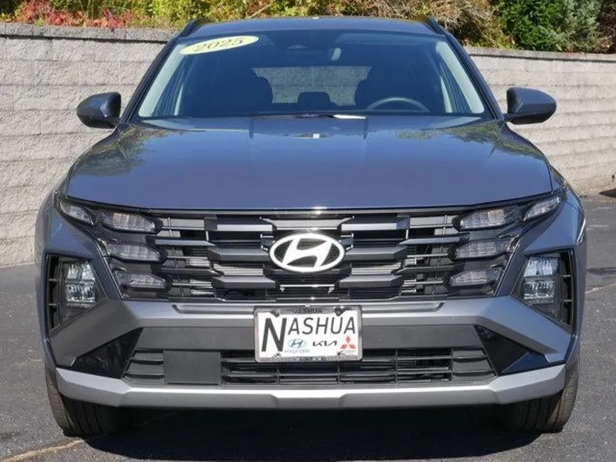 2025 Hyundai Tucson SEL photo 1