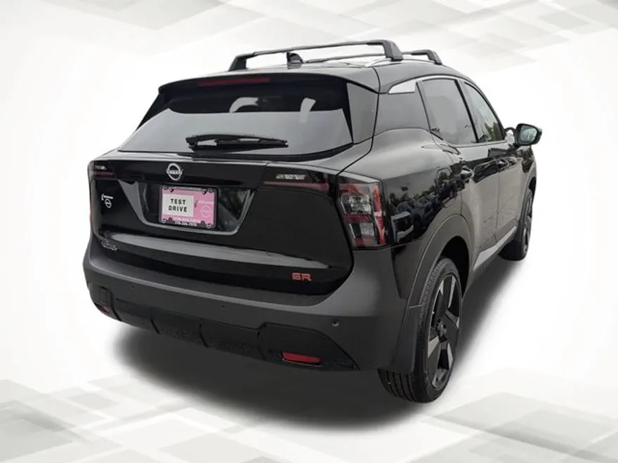 2026 Nissan Kicks SR photo 1