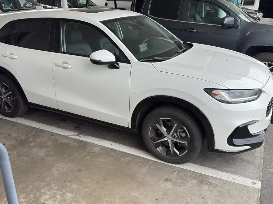 2023 Honda HR-V EX-L photo 1