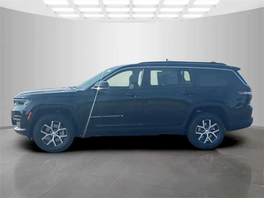 2025 Jeep Grand Cherokee Limited photo 1