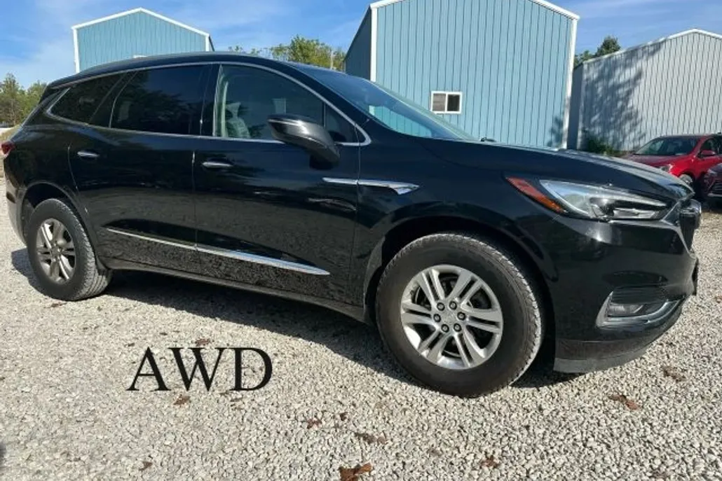 2021 Buick Enclave Essence Sport photo 1