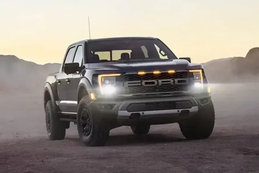 2026 Ford Explorer photo 1