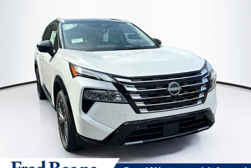 2026 Nissan Rogue Platinum photo 1