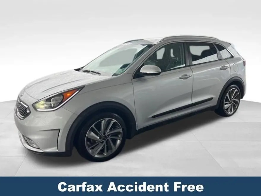 2017 Kia Niro Touring photo 1