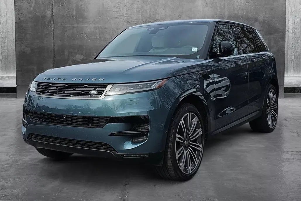 2025 Land Rover Range Rover Sport P360 SE photo 1