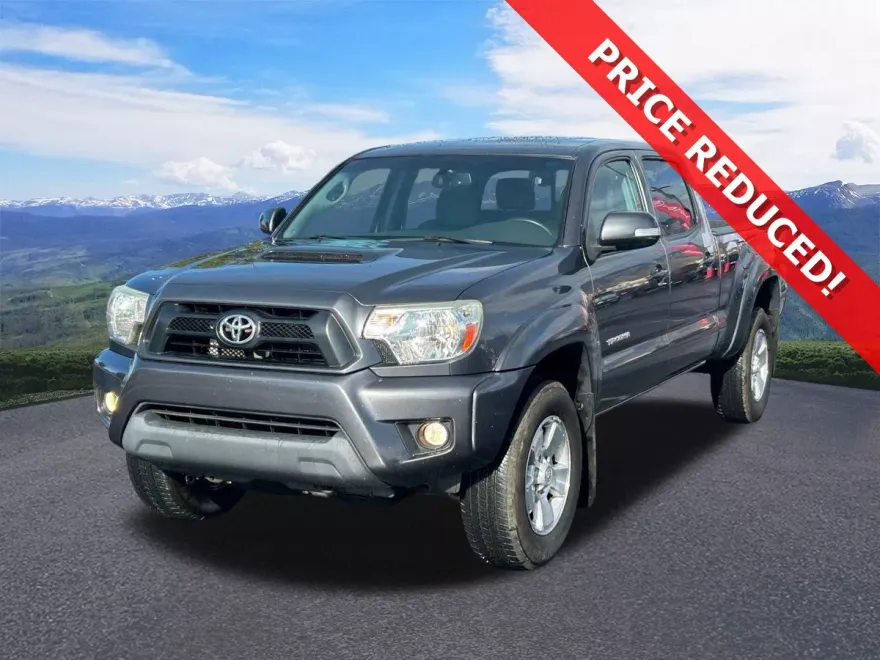 2015 Toyota Tacoma V6 4x4 photo 1
