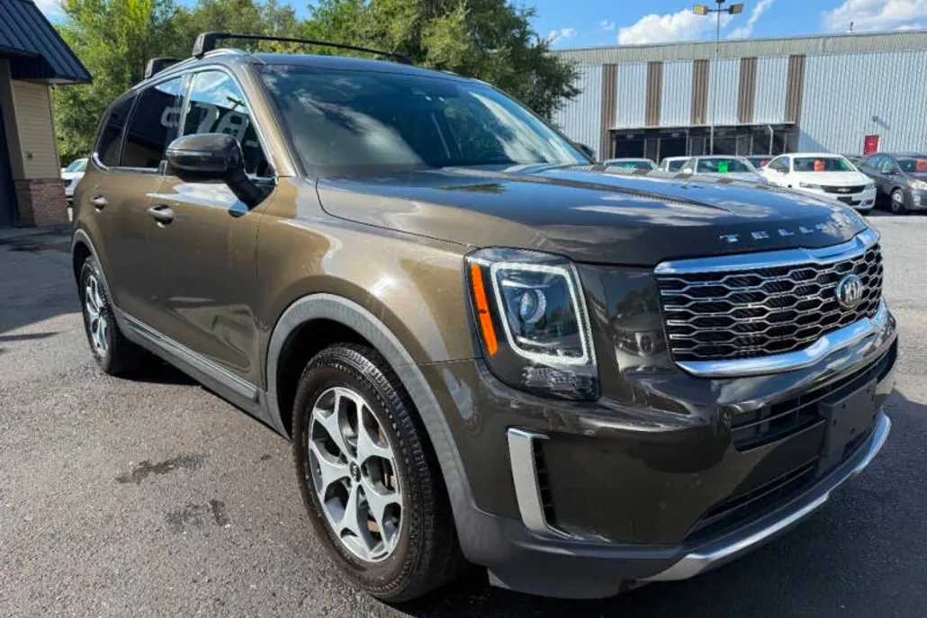 2020 Kia Telluride EX photo 1
