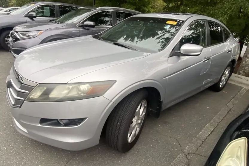 2010 Honda Crosstour EX-L photo 1