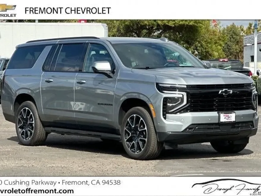 2025 Chevrolet Suburban RST photo 1