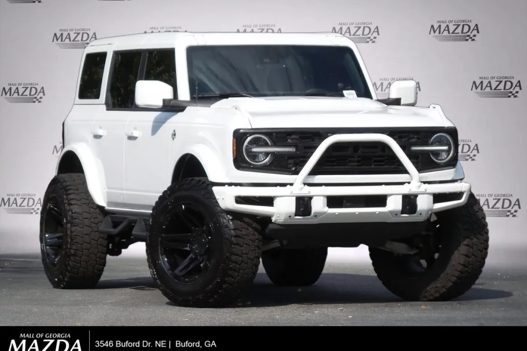 2024 Ford Bronco Outer Banks photo 1