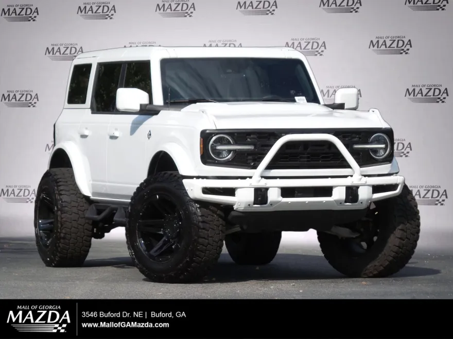 2024 Ford Bronco Outer Banks photo 1