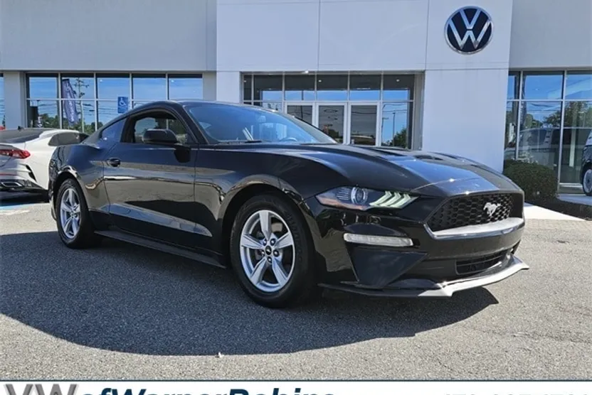2020 Ford Mustang EcoBoost photo 1