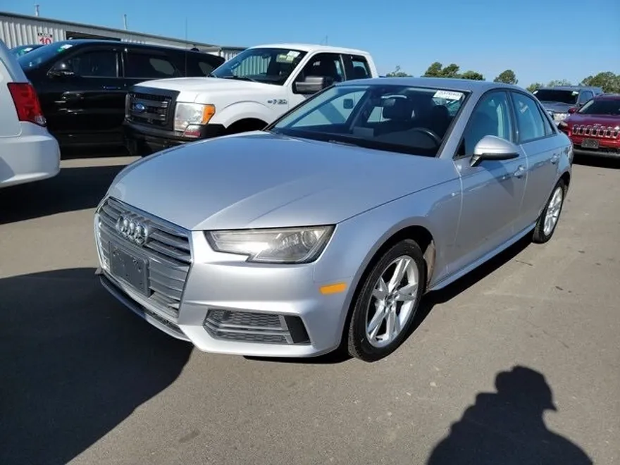 2018 Audi A4 2.0T Ultra Premium photo 1
