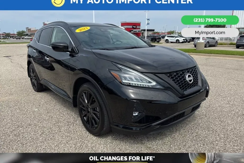 2023 Nissan Murano SV photo 1