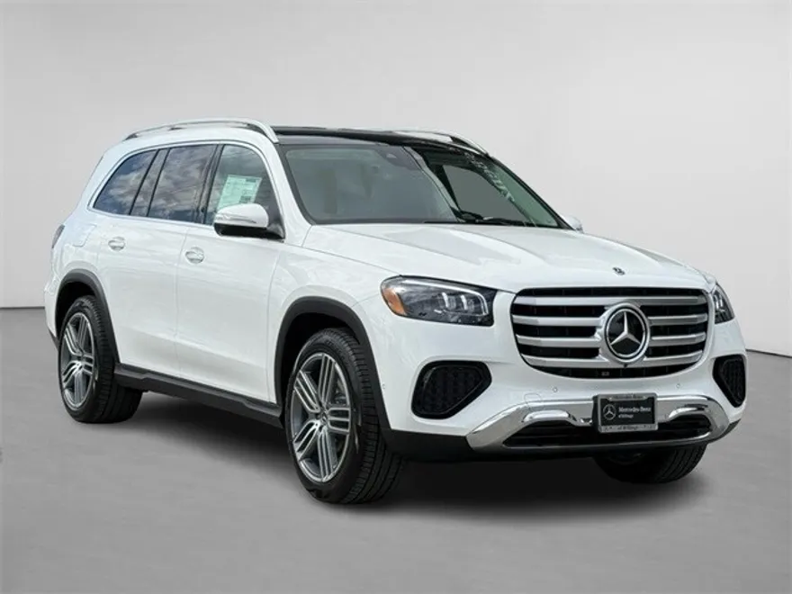 2025 Mercedes Benz GLS 450 4MATIC photo 1