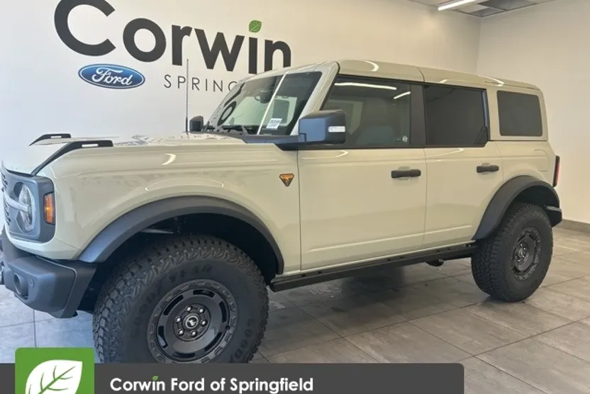 2025 Ford Bronco Badlands photo 1