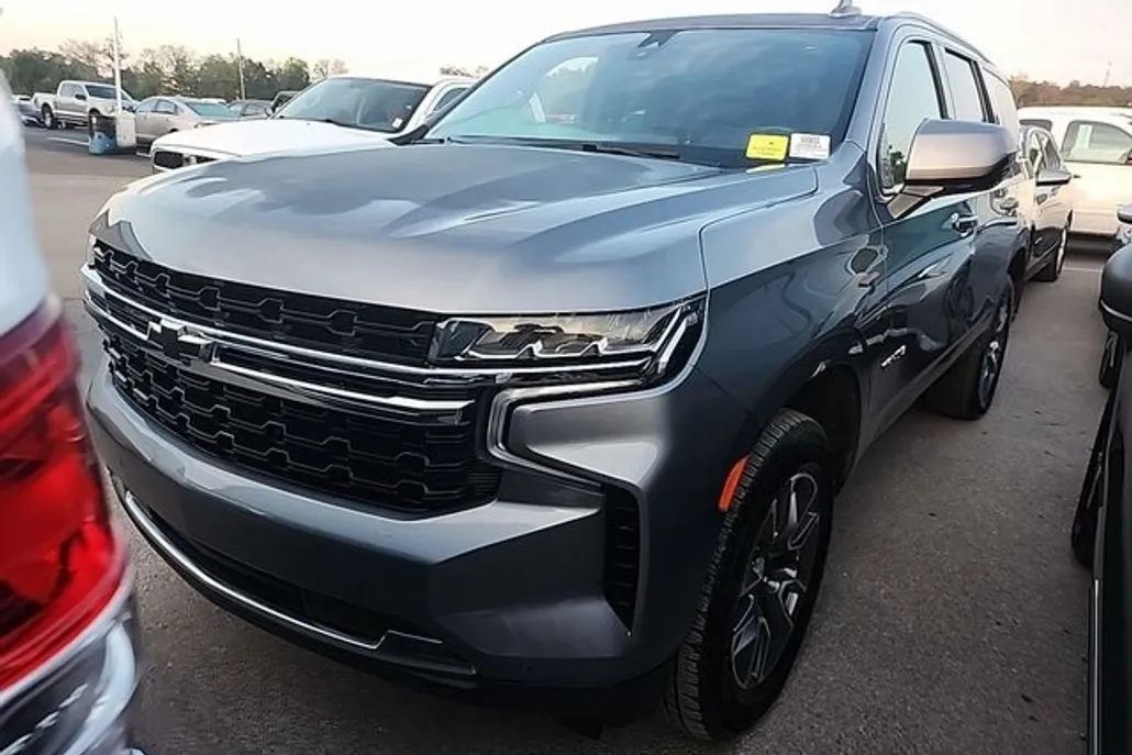 2022 Chevrolet Tahoe LS photo 1