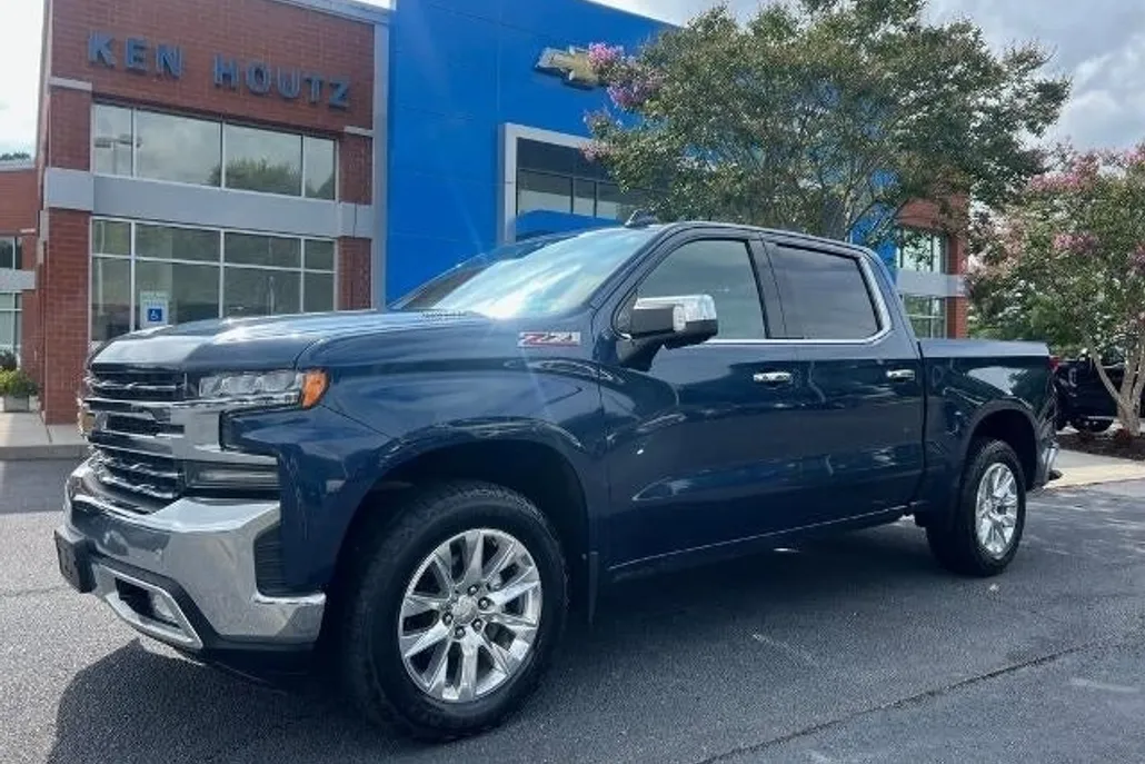 2020 Chevrolet Silverado 1500 LTZ photo 1