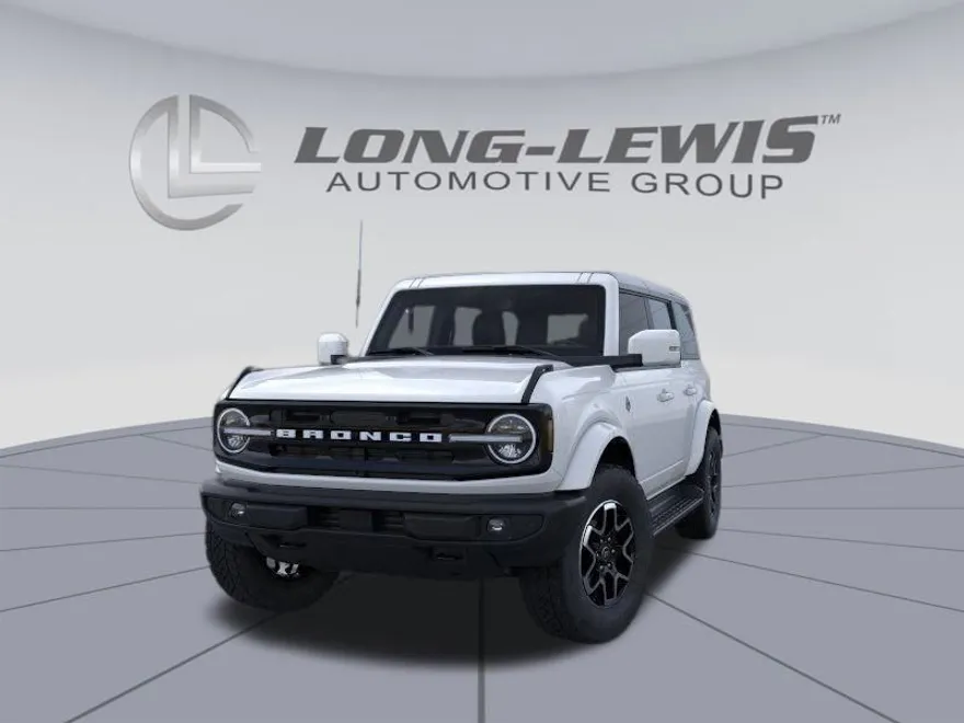 2025 Ford Bronco Outer Banks photo 1