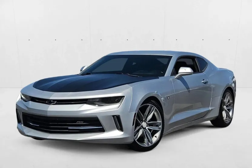 2018 Chevrolet Camaro 1LS 1LT photo 1