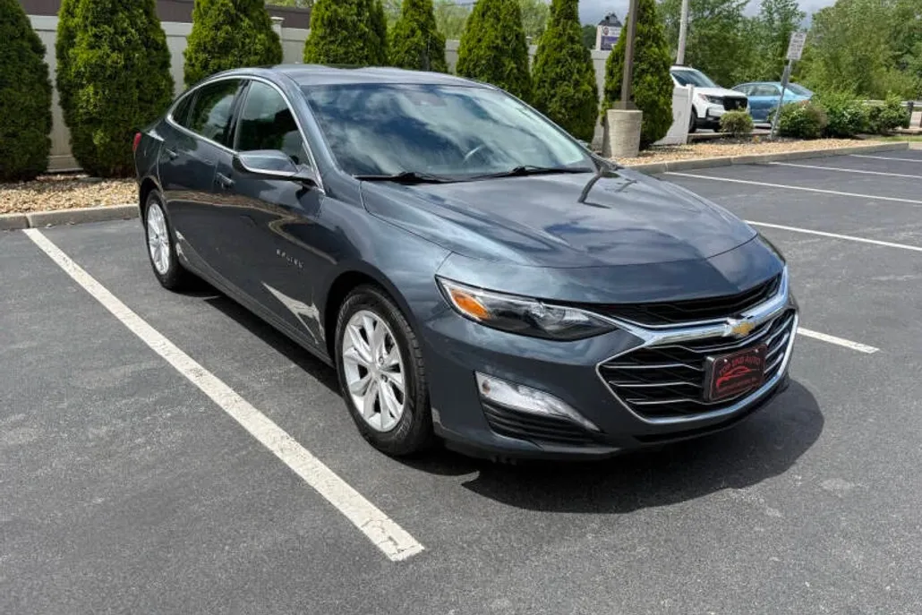 2020 Chevrolet Malibu 1LT photo 1
