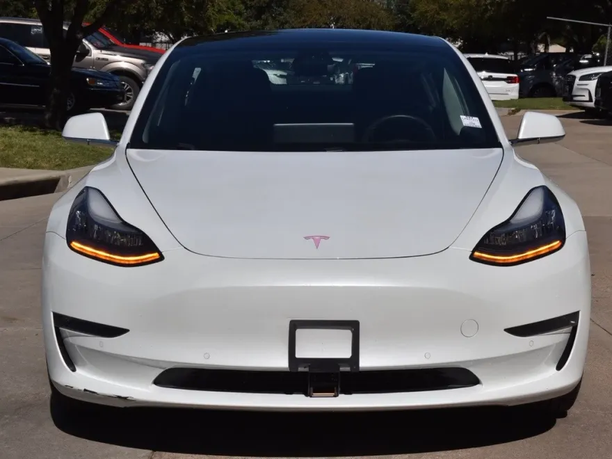 2020 Tesla Model 3 Long Range photo 1