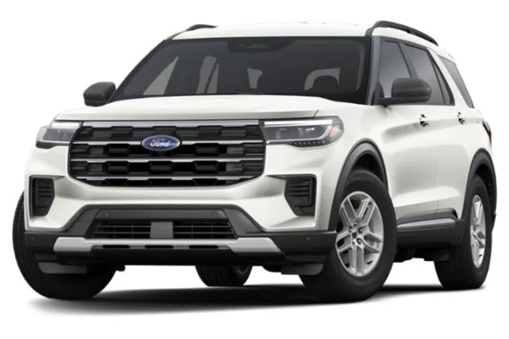 2025 Ford Explorer photo 1