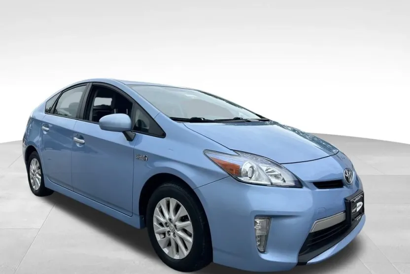 2013 Toyota Prius Plug-in Base photo 1
