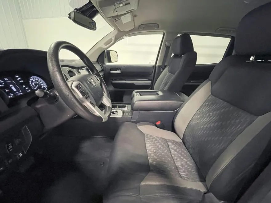 2020 Toyota Tundra SR5 Grade photo 1