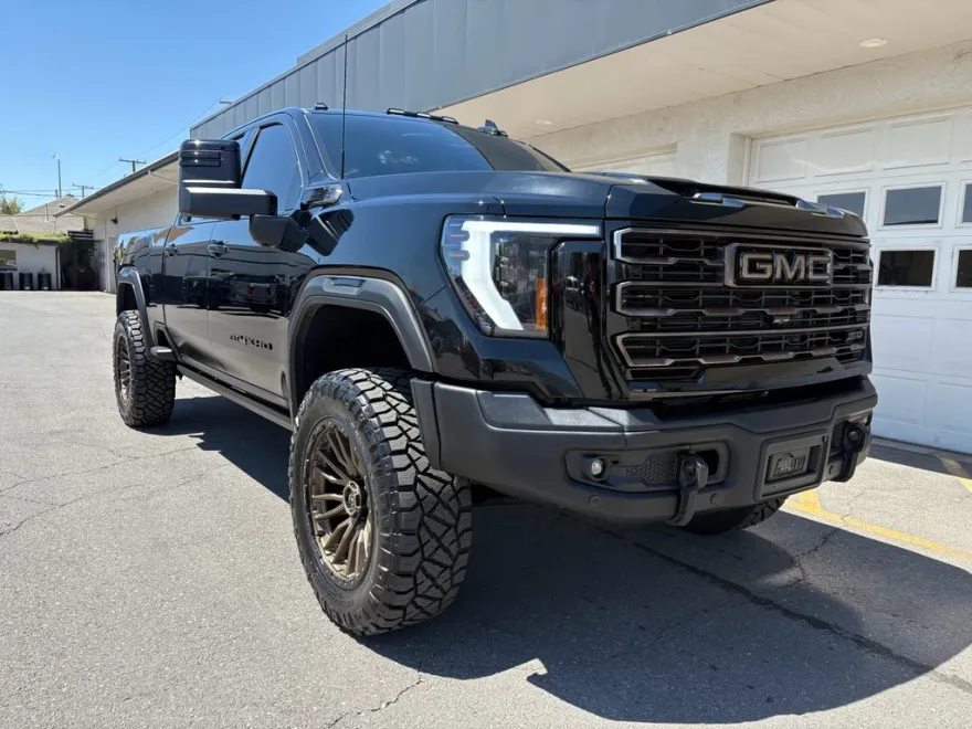 2025 Gmc Sierra 2500 HD AT4X photo 1