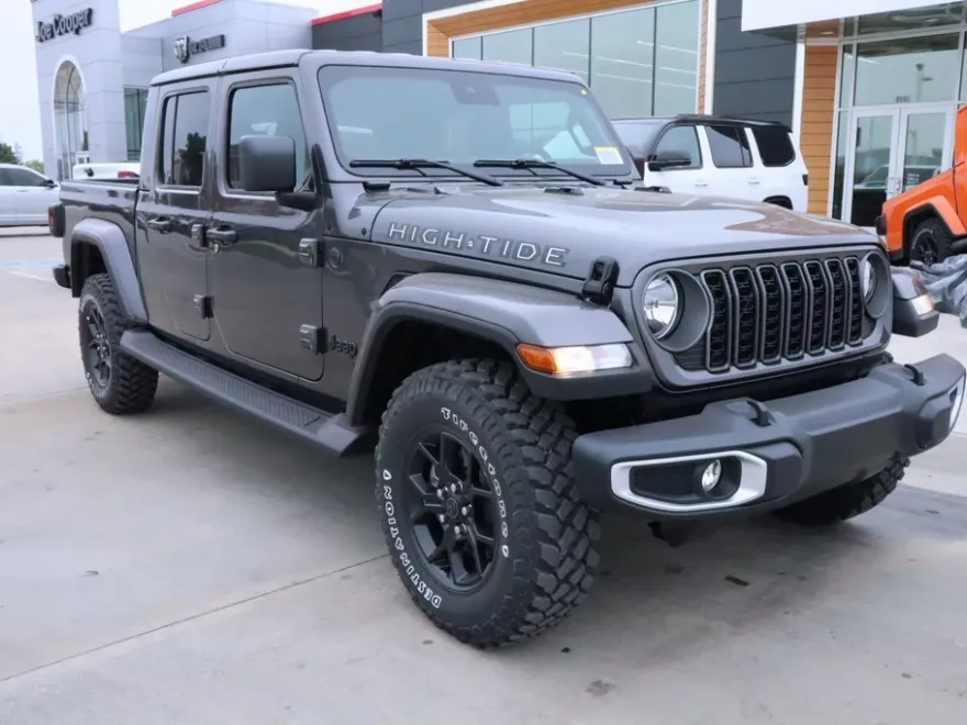 2025 Jeep Gladiator Sport photo 1
