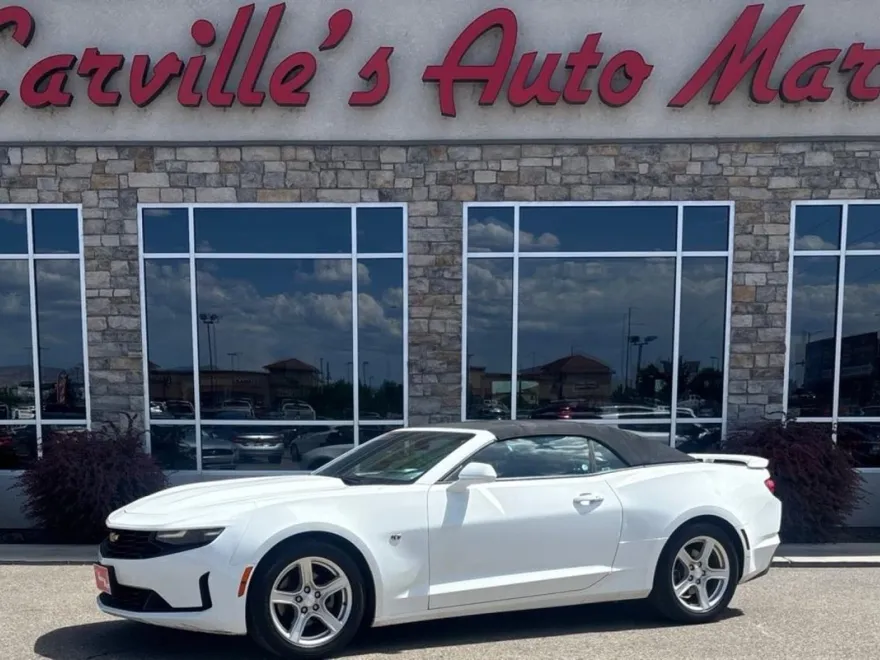 2020 Chevrolet Camaro 1LT photo 1