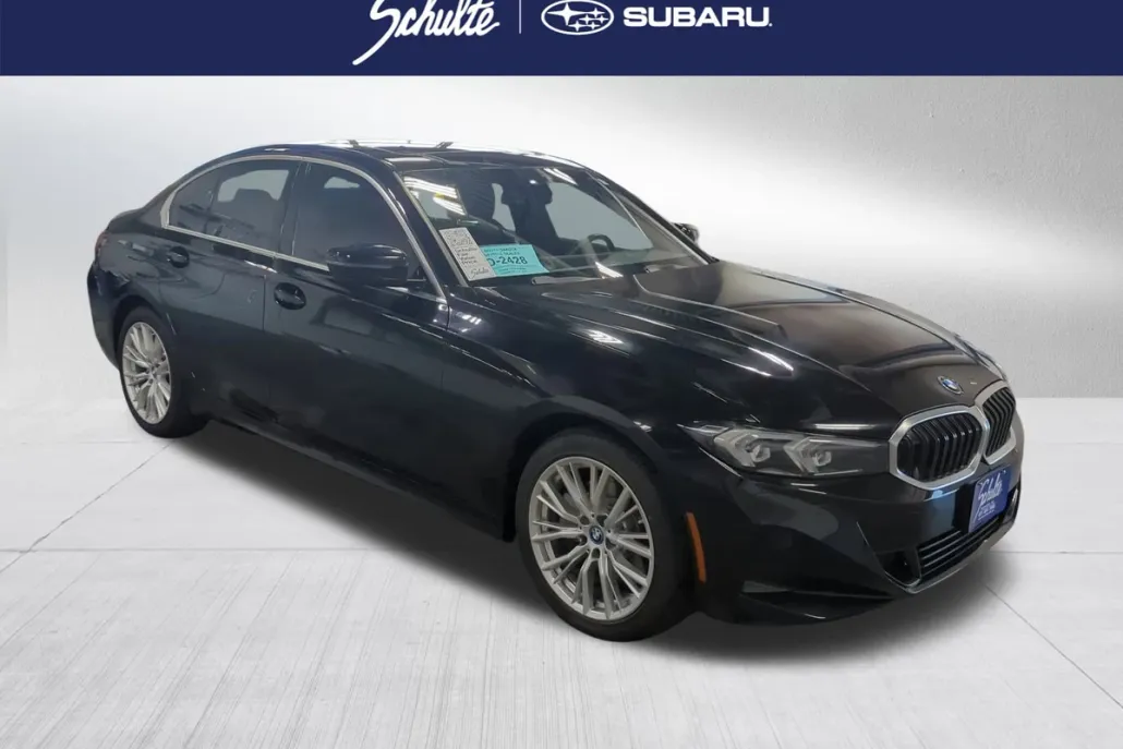 2024 Bmw 330e xDrive photo 1