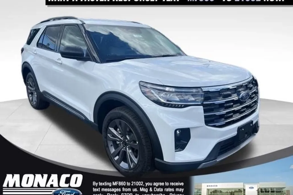 2025 Ford Explorer photo 1