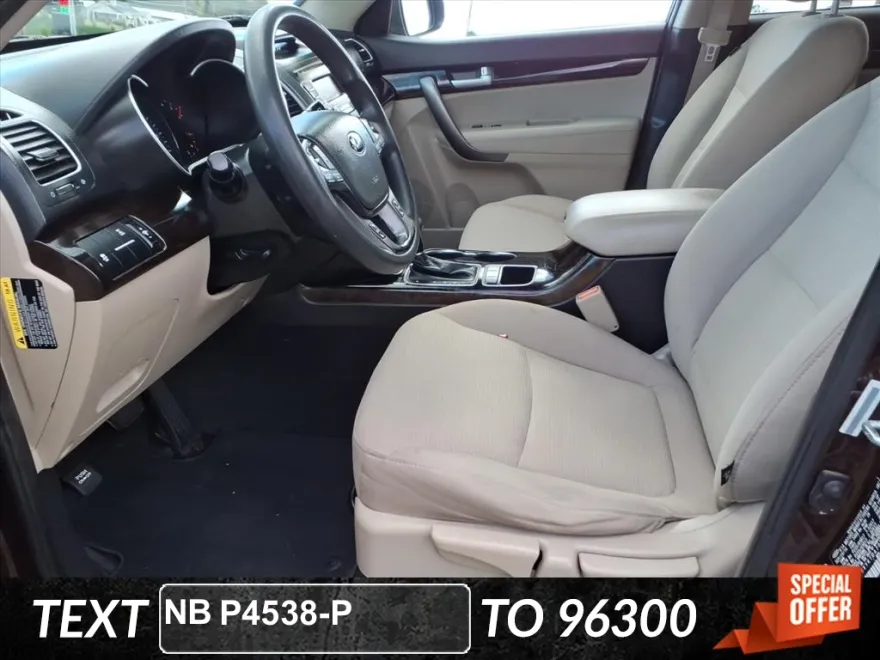 2015 Kia Sorento LX photo 1