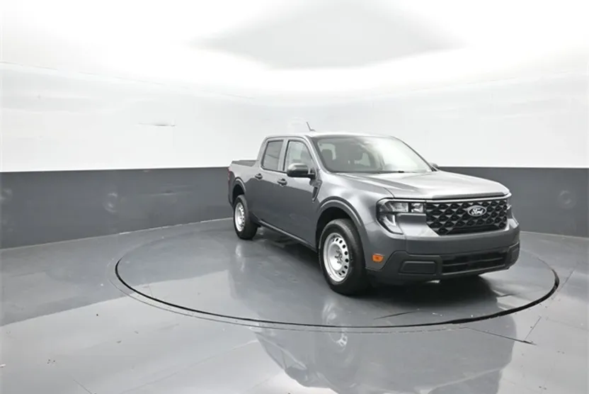 2025 Ford Maverick XL photo 1