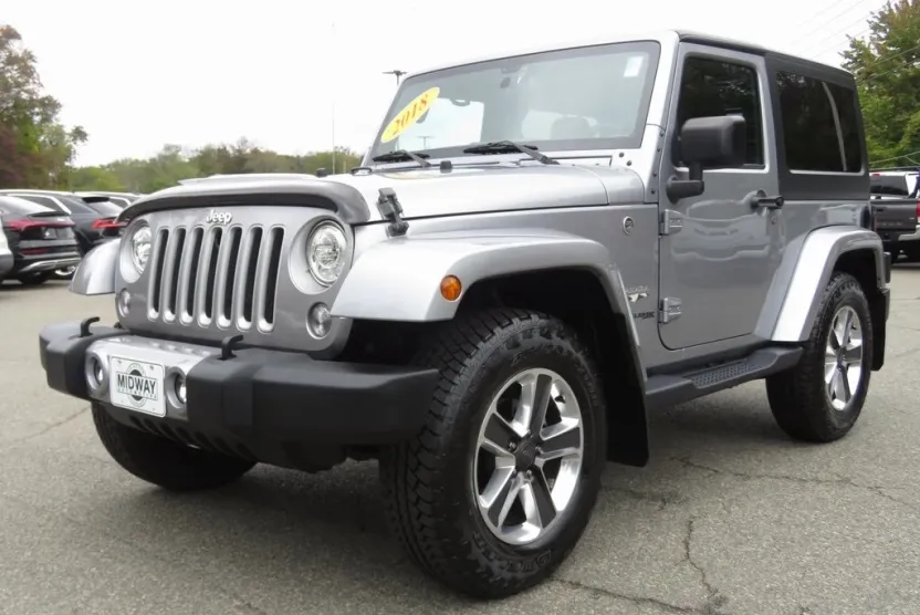 2018 Jeep Wrangler Sahara photo 1